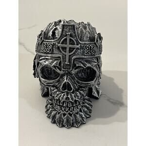 Pacific Giftware Silver Skull Resin Ashtray White New With No Box